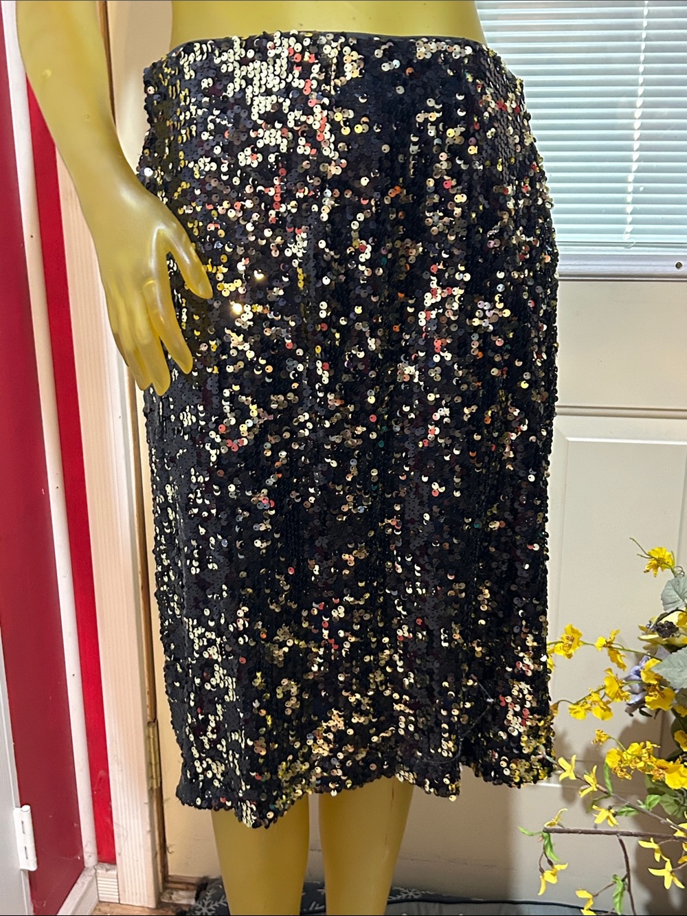 NWOT Women's Black Sequin Pencil Skirt - Chic Evening Pencil Skirt